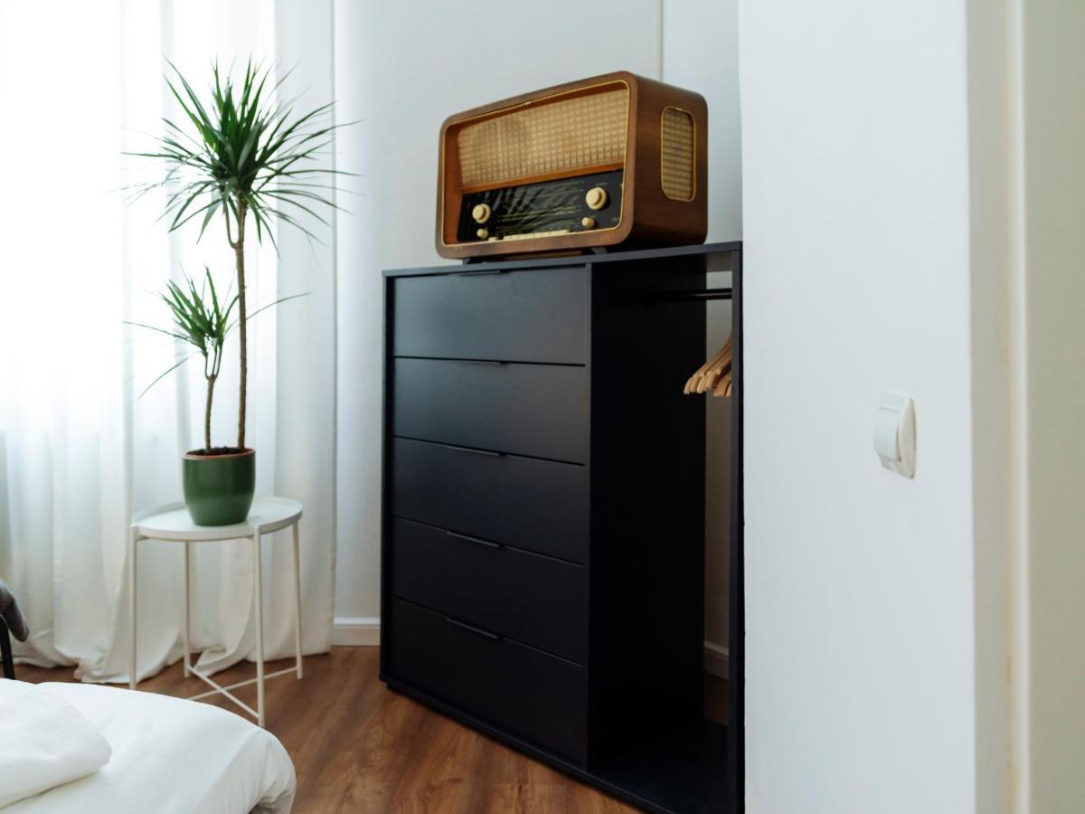 Lovely Vintage Double Studio In City Center Bucarest Exterior foto