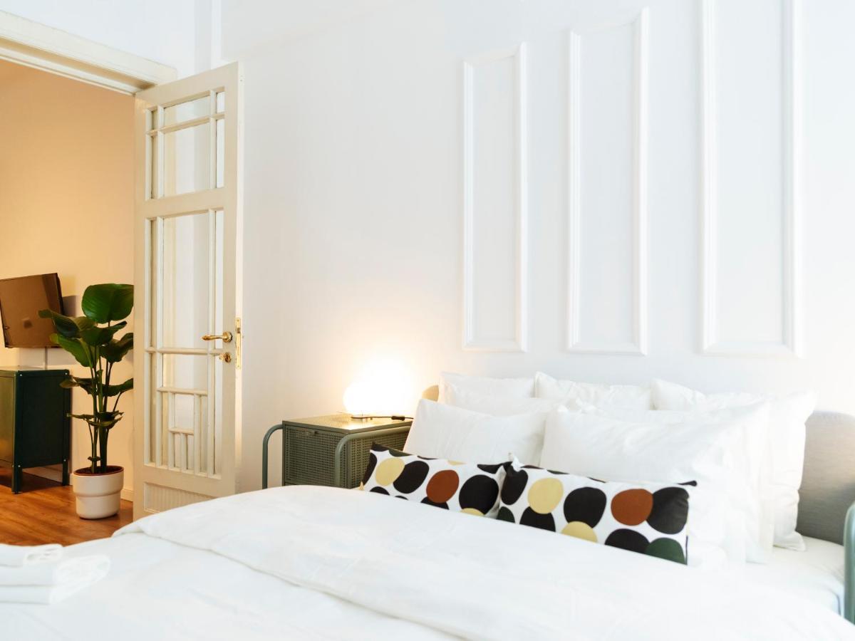 Lovely Vintage Double Studio In City Center Bucarest Exterior foto